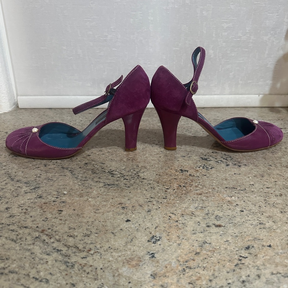 Marc Jacobs Purple Closed Toed Pumps with Ankle Strap Size 10 - Picture 4 of 7